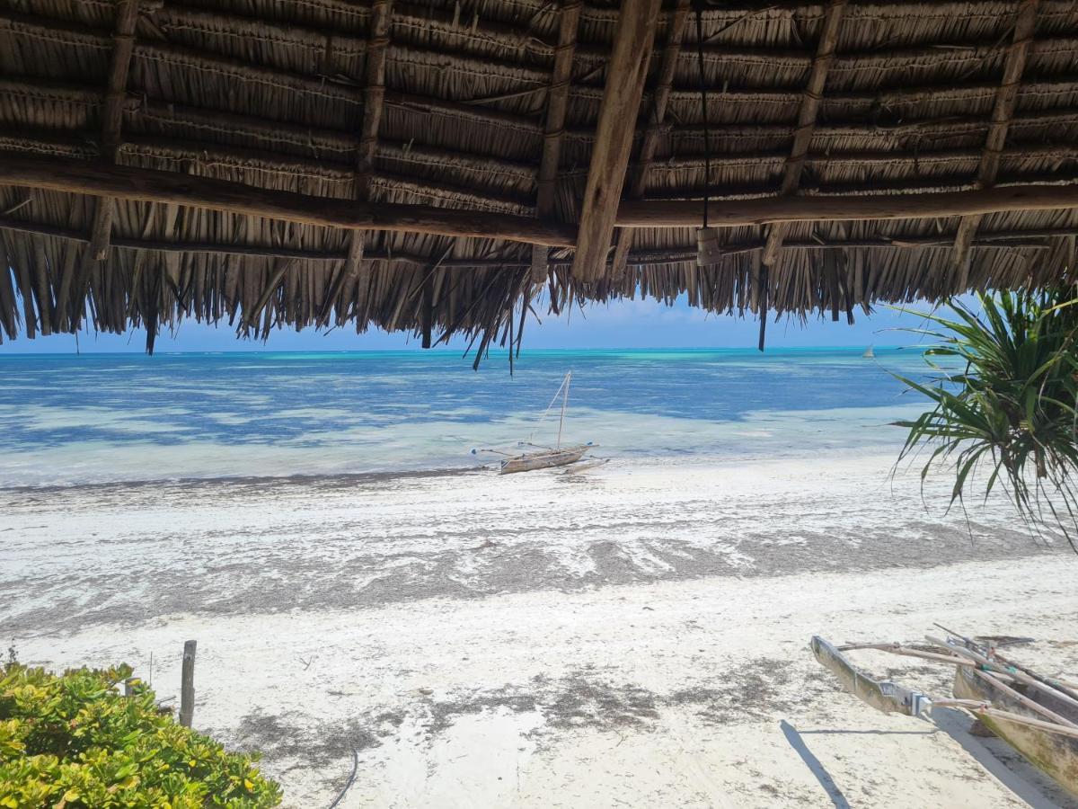 Beachfront Villa Ladha Ya Zanzibar Jambiani  Exteriör bild