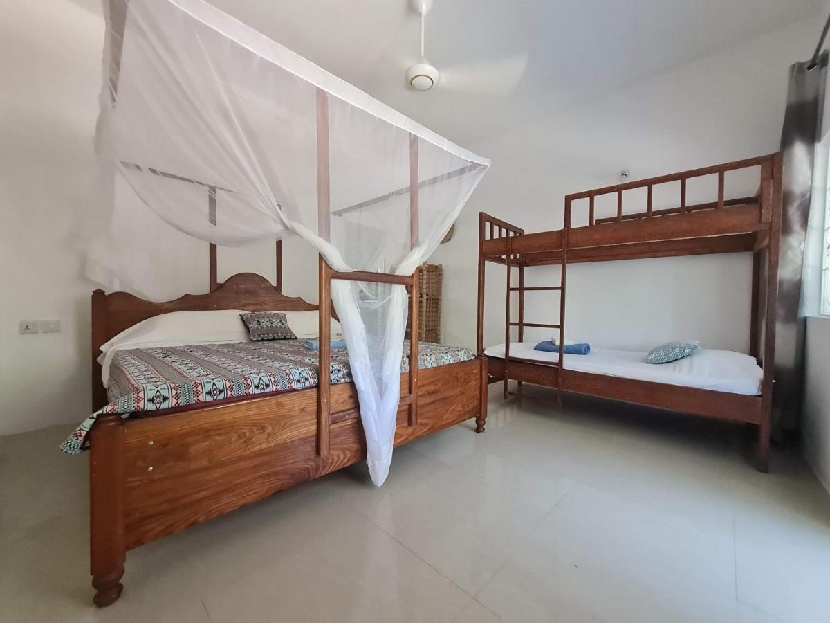 Beachfront Villa Ladha Ya Zanzibar Jambiani  Exteriör bild