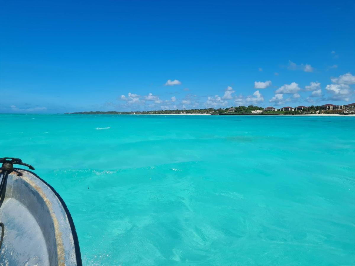 Beachfront Villa Ladha Ya Zanzibar Jambiani  Exteriör bild